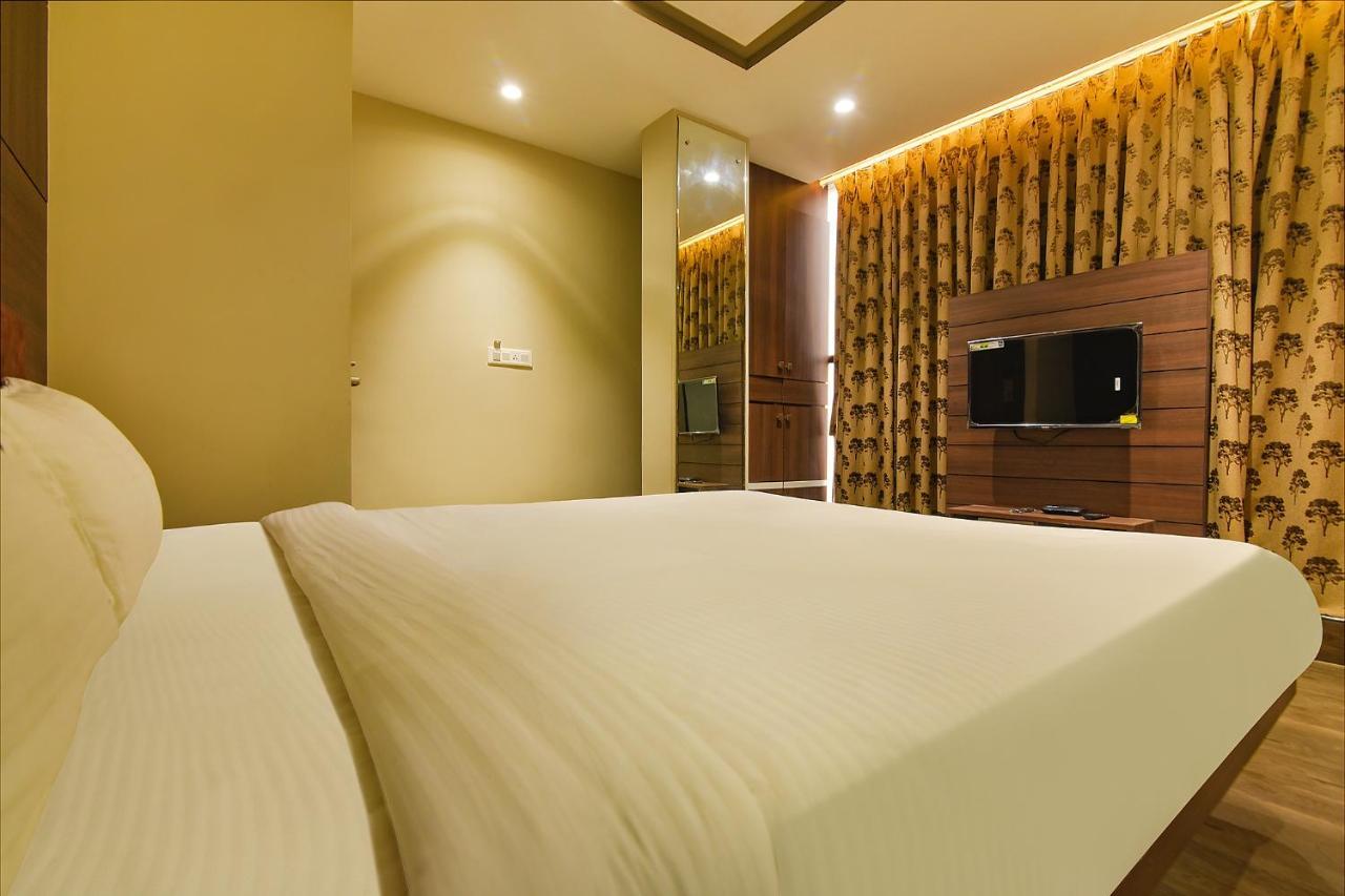 Fabhotel Eros 282 - Nr Sreebhumi Liluah Luaran gambar